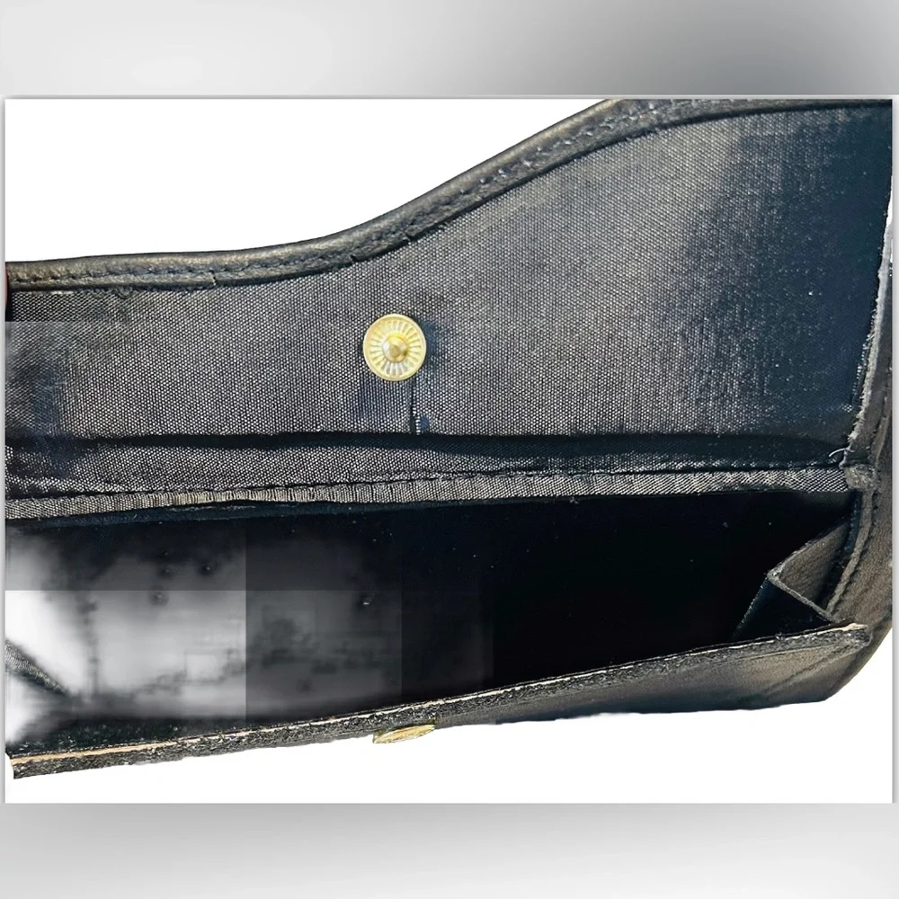 Y2K Colombia Trifold Women’s Black Leather Wallet Floral Design Flowers NWOT